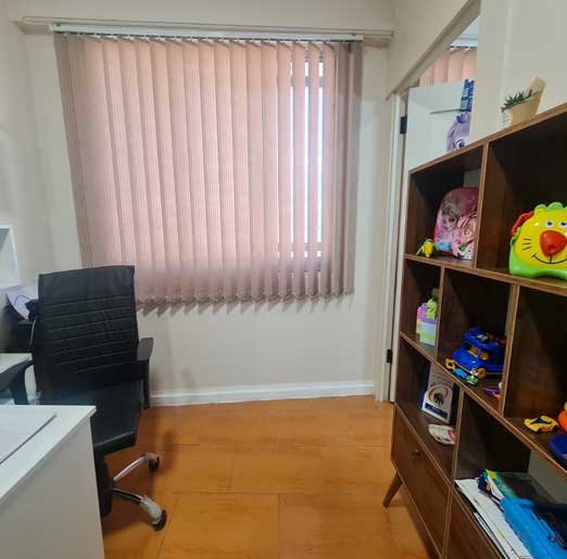 دکتر نفیسه برهانی